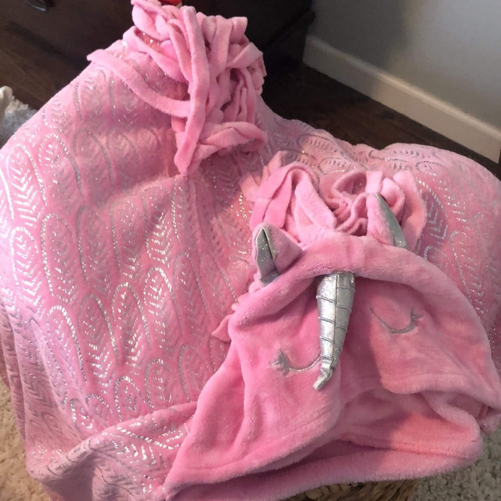 🦄 Unicorn hooded blanket